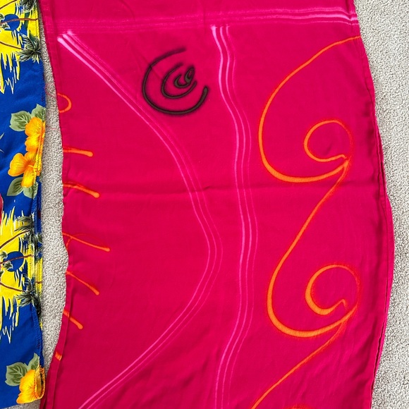 Beach sarongs - Picture 3 of 5